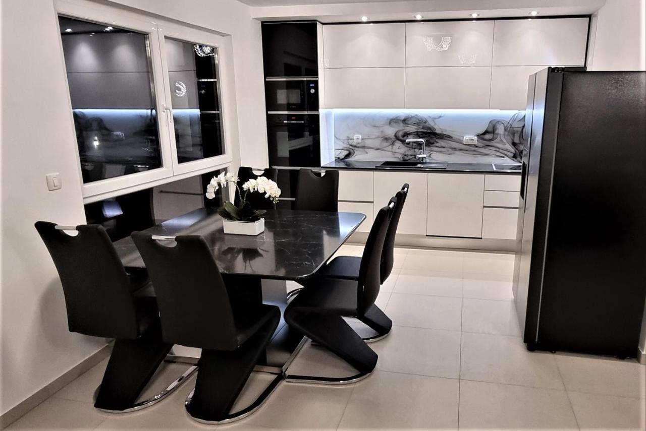 Bartol Luxury Apartments Krk Croatia, With Own Hot Tub - Whirlpool คิร์ก ภายนอก รูปภาพ