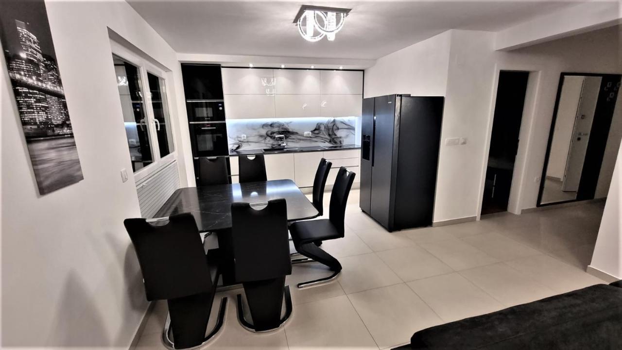 Bartol Luxury Apartments Krk Croatia, With Own Hot Tub - Whirlpool คิร์ก ภายนอก รูปภาพ