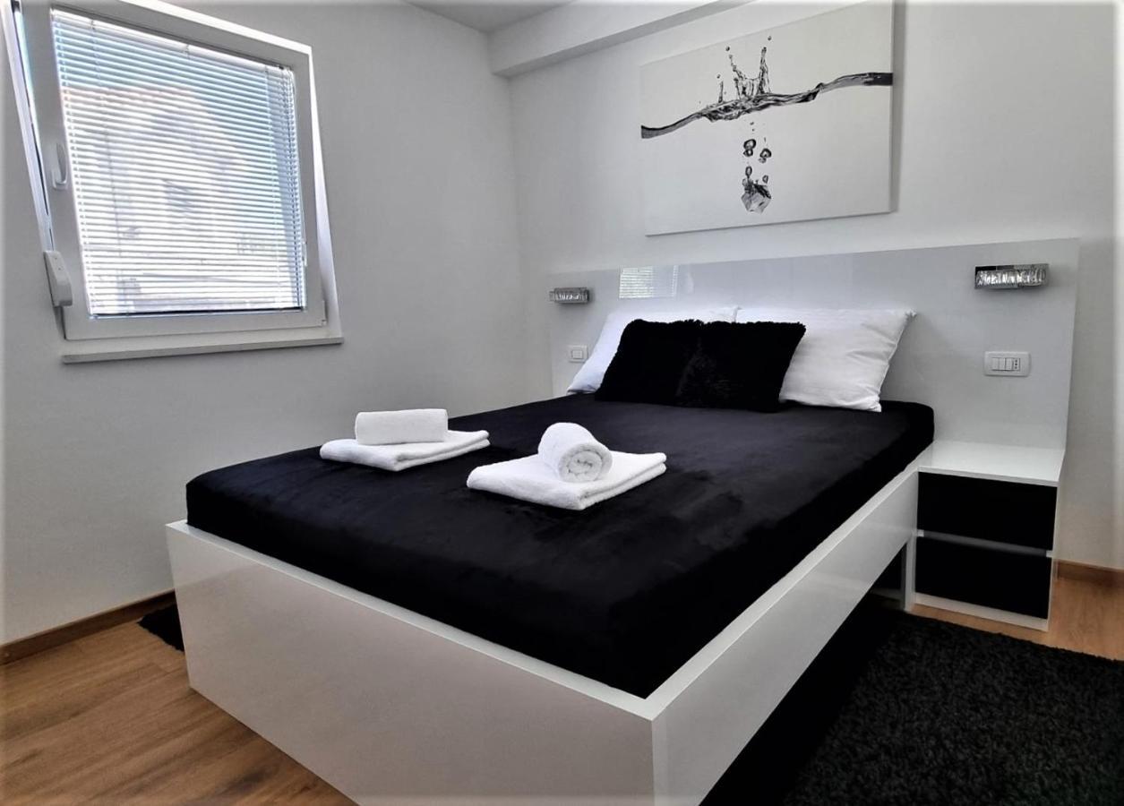 Bartol Luxury Apartments Krk Croatia, With Own Hot Tub - Whirlpool คิร์ก ภายนอก รูปภาพ