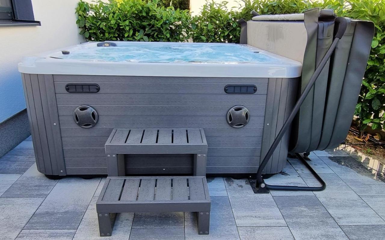 Bartol Luxury Apartments Krk Croatia, With Own Hot Tub - Whirlpool คิร์ก ภายนอก รูปภาพ