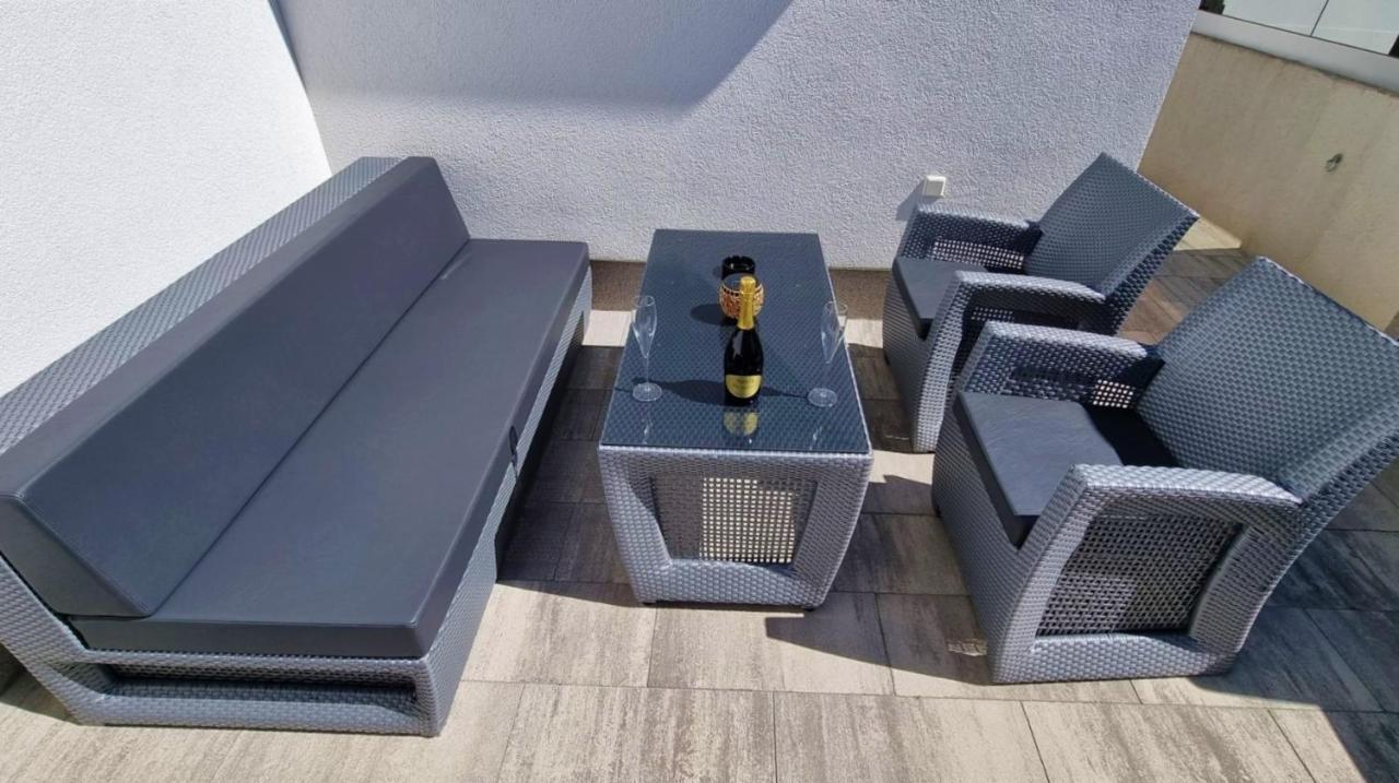 Bartol Luxury Apartments Krk Croatia, With Own Hot Tub - Whirlpool คิร์ก ภายนอก รูปภาพ